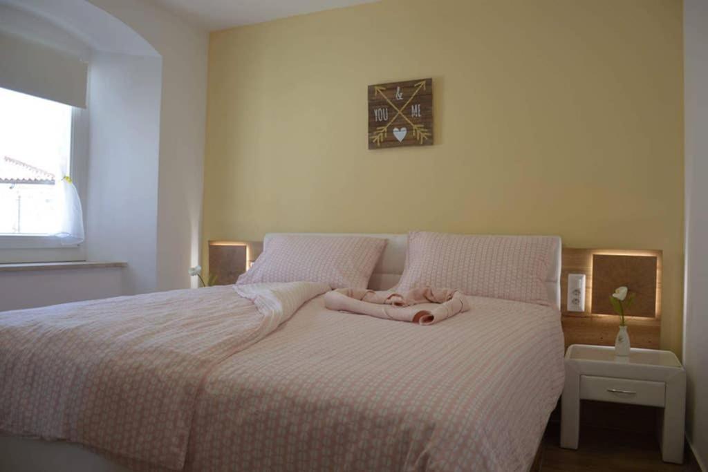 ורסאר Old Town Apartment Popovic מראה חיצוני תמונה