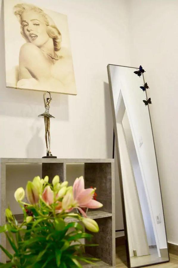 ורסאר Old Town Apartment Popovic מראה חיצוני תמונה